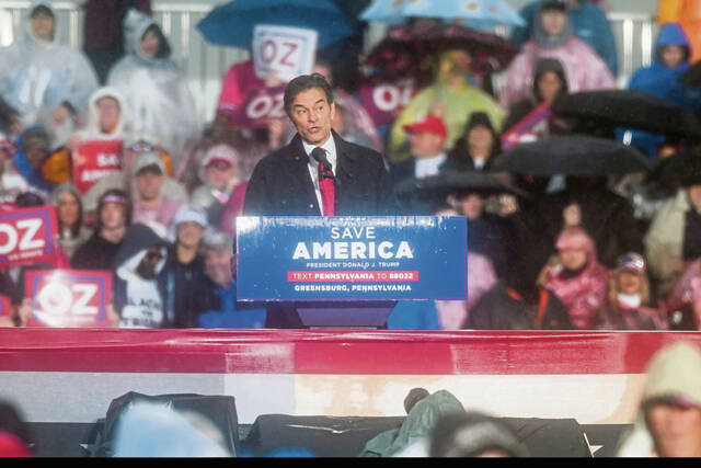 5025948_web1_gtr-trumpfair001-050722