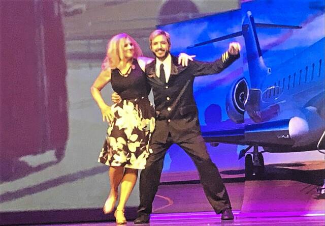5027842_web1_gtr-oa-dancingcelebs6-050822