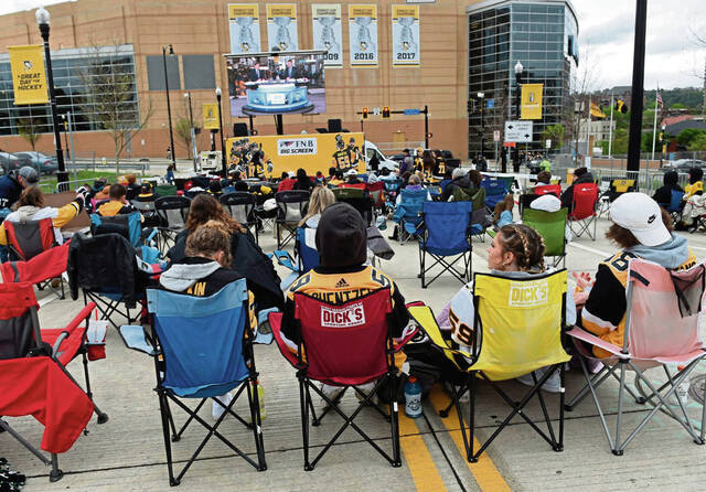 Big screen outside arena to return for Penguins' playoff games - Pittsburgh  Business Times