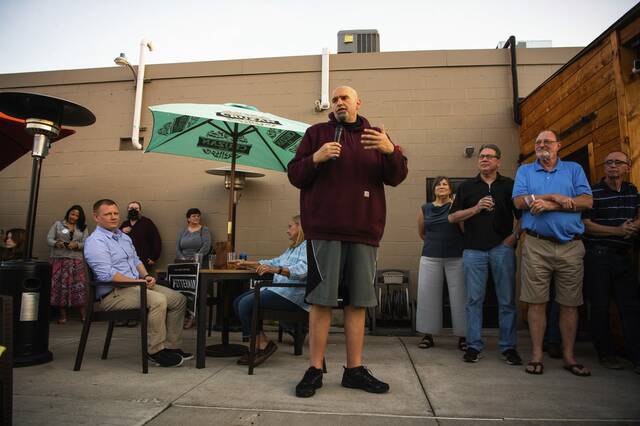 5033057_web1_gtr-fettermanvisit4-051122