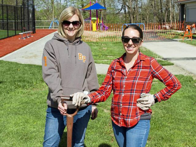 5033066_web1_bp-arborday-052622-4