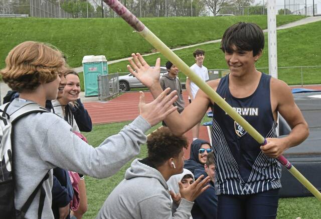 Norwin notebook: Track teams surge into WPIAL finals