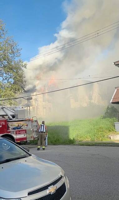 5041860_web1_ptr-HomesteadFire2-051222