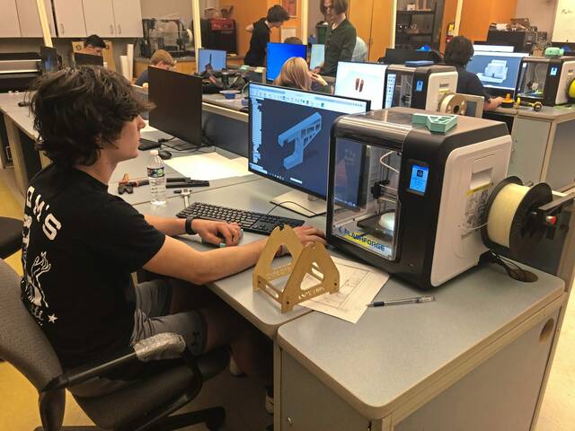 5046798_web1_SEW-QVrobotClasses2-052622
