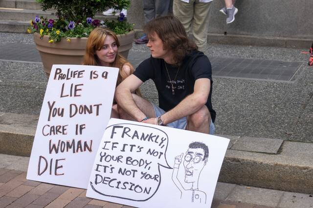 5052824_web1_ptr-lo-BansoffRally1-051422