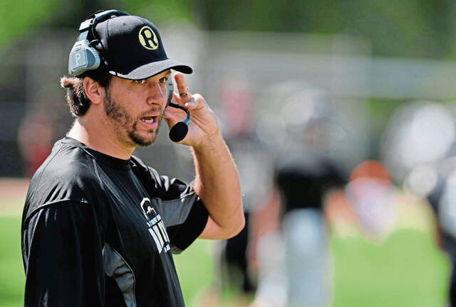 Former Highlands QB hired to coach Golden Rams football team