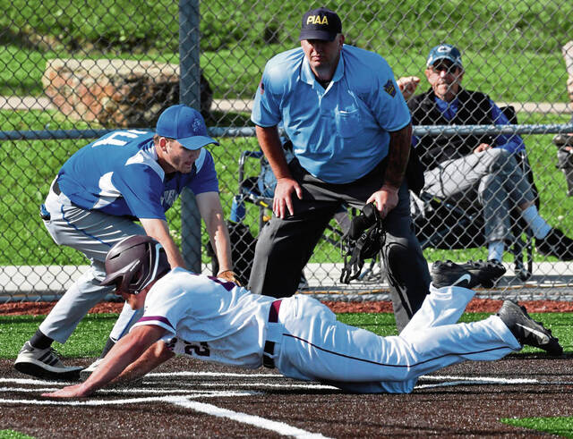 Greensburg Central Catholic beats Leechburg for elusive 1st-round win