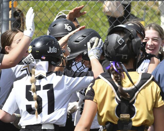 Keystone Oaks softball rallies from 7-run deficit, tops Valley in 1st round
