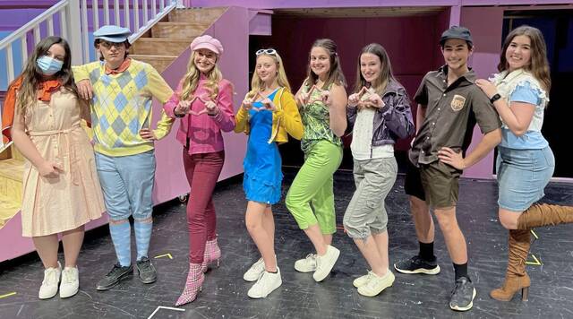 5064176_web1_sm-LegallyBlonde1-022422