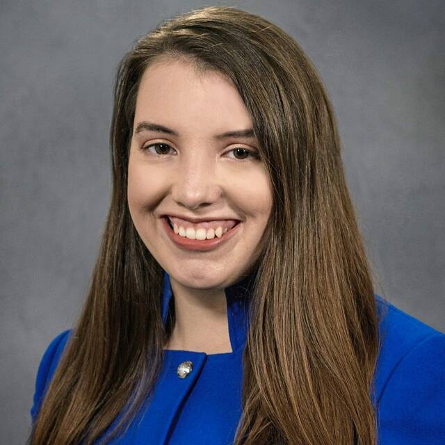 5065188_web1_Jessica-Benham-headshot