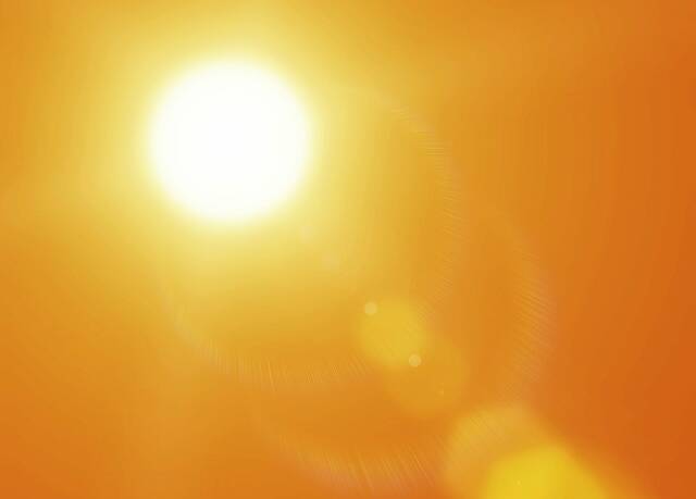 5068037_web1_web-sunhot