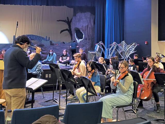 5070070_web1_hj-hamptonmusical-041422-2