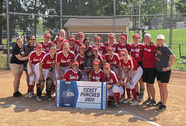 Former Hempfield teammates help Seton Hill softball reach college World Series
