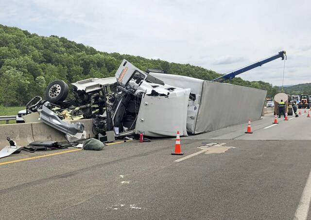 5080811_web1_ptr-TTcrashTurnpike-052422 5080811_web1_ptr-TTcrashTurnpike-052422