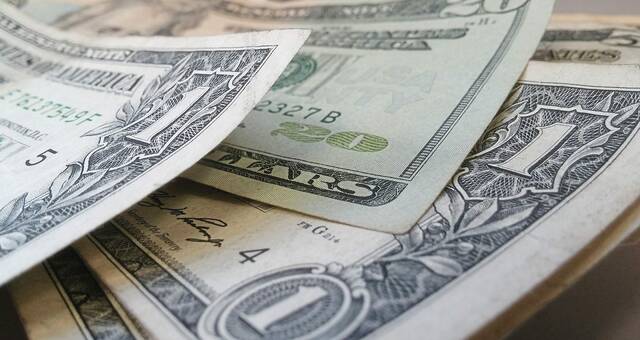5084218_web1_web-dollars