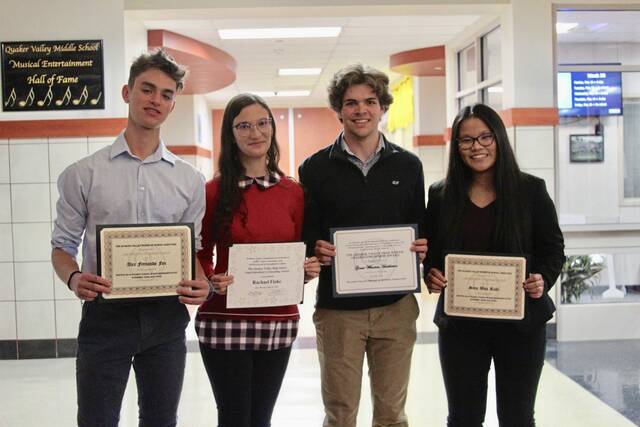 5090781_web1_SEW-lo-QVstudentAwards-060222