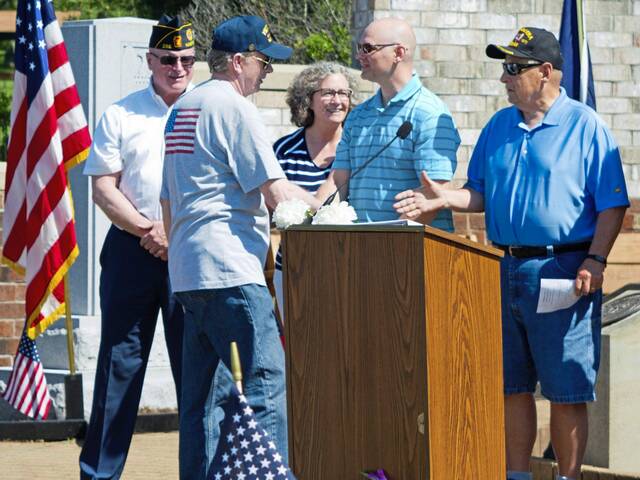 5104969_web1_hj-hamptonmemorialday-060922-10