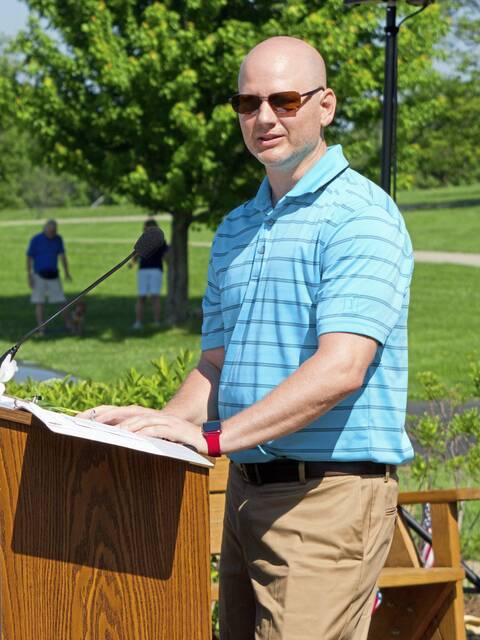 5104969_web1_hj-hamptonmemorialday-060922-4