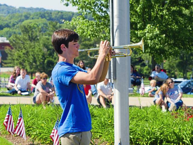 5104969_web1_hj-hamptonmemorialday-060922-9