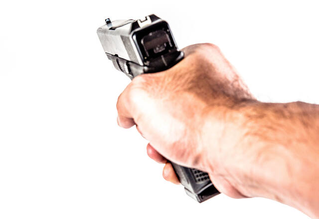 5105763_web1_web-handgun