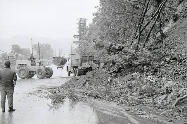 5106206_web1_vnd-Flood-1972-001