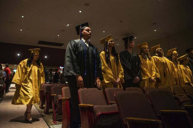 5112209_web1_vnd-valleygrads9-060322