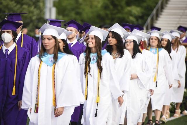 5132158_web1_sh-BWgrad002-060322