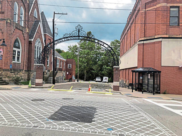 5134801_web1_Irwin-Borough-arch