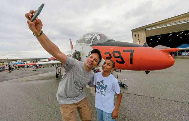 5144949_web1_GTR-AirShowTwo4-061322