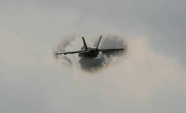 5144949_web1_GTR-AirShowTwo5-061322