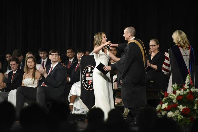 5146659_web1_sew-SAgraduation004-062322