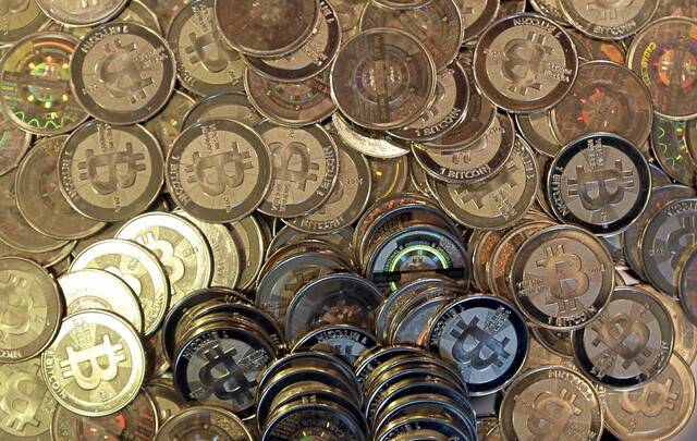 5146776_web1_web-bitcoin