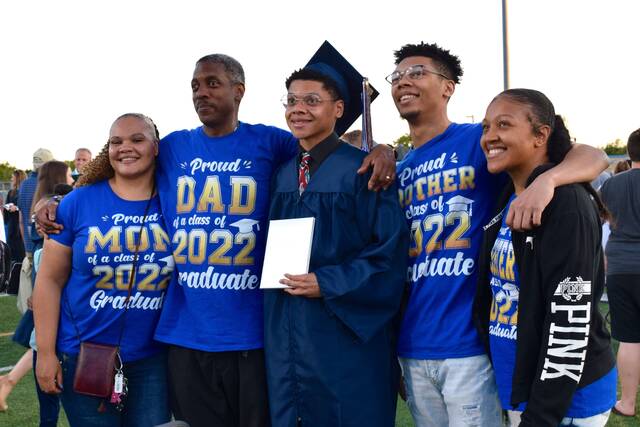 5147728_web1_sm-ShalerGrad4-063022