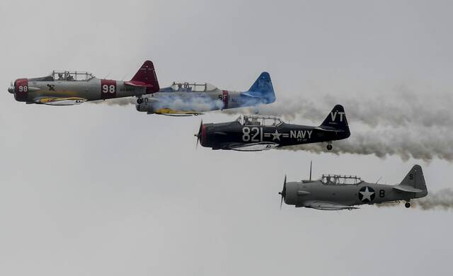 5150785_web1_GTR-AirShowTwo1-061322 5150785_web1_GTR-AirShowTwo1-061322
