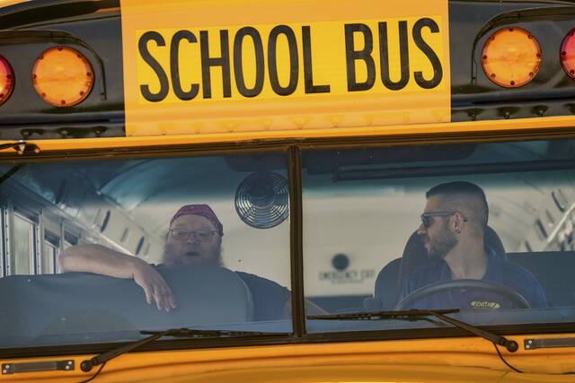 5150785_web1_gtr-DriveTheBus003-060922 5150785_web1_gtr-DriveTheBus003-060922