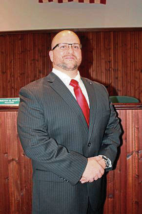 5158139_web1_John-Lorenzo1