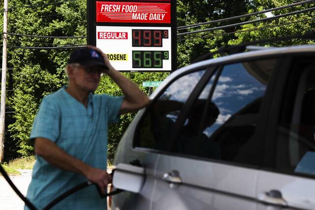 5165374_web1_gtr-gasprices-061822