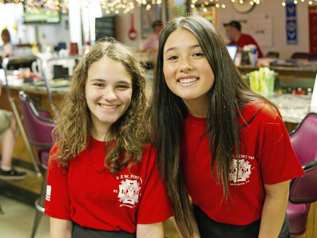 5169230_web1_cv-servicedogsfundraiser-063022-6