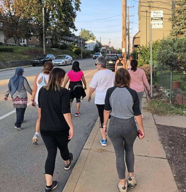 5170268_web1_her-blawwalk-crop-070722