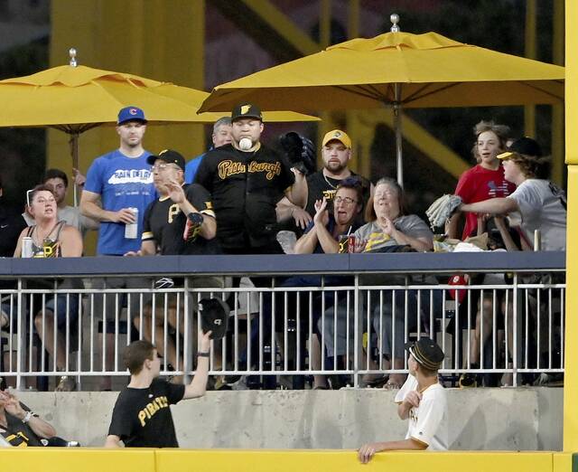 5172825_web1_ptr-BucsCubs10-062222