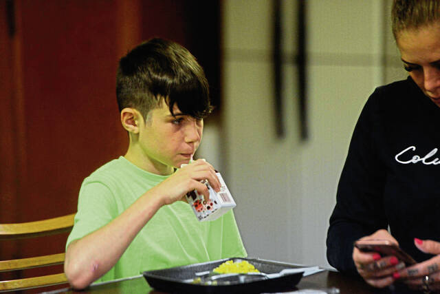 5175704_web1_gtr-foodprograms101-061322