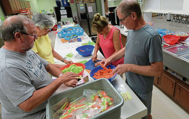 5175704_web1_gtr-summerfood100-063022