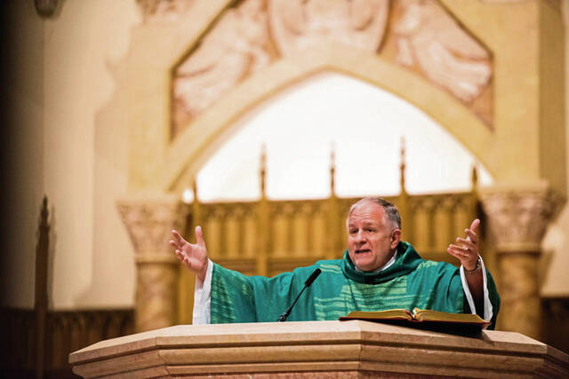 5183771_web1_gtr-churchreax1-062622-