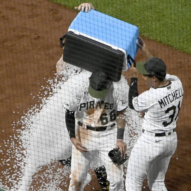 5190027_web1_ptr-BucsCubs06-062122