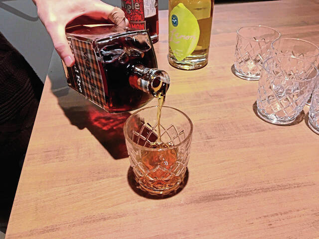 5201263_web1_PTR-WIGLEROSSPARK-MICHAEL-POUR