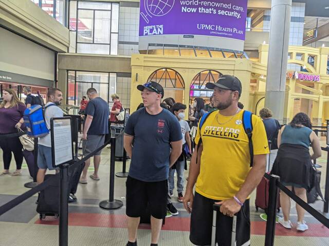 5198496_web1_ptr-4thofJulyflights-070122