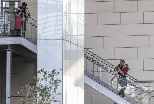 5210544_web1_5210544-7ad729f1da564edd825cfae4de756c00