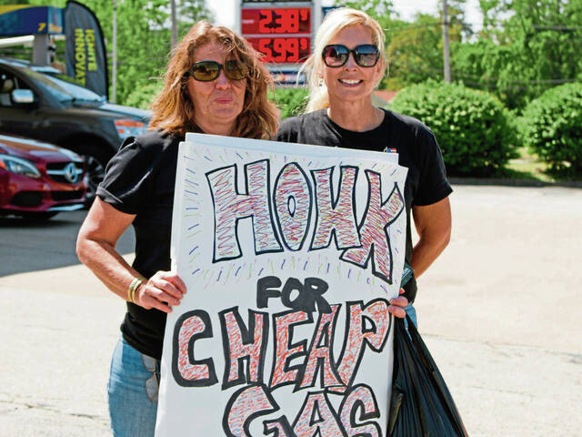 5213130_web1_te-cheapgas-071422-1