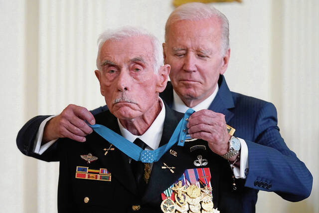 5213551_web1_5213551-585bcd2005ee4cacb47be52e95194c05