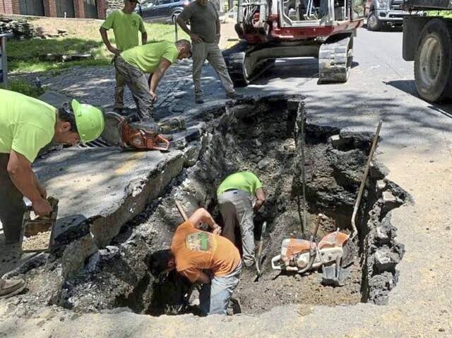 5218756_web1_her-watermainupdate-071422-2